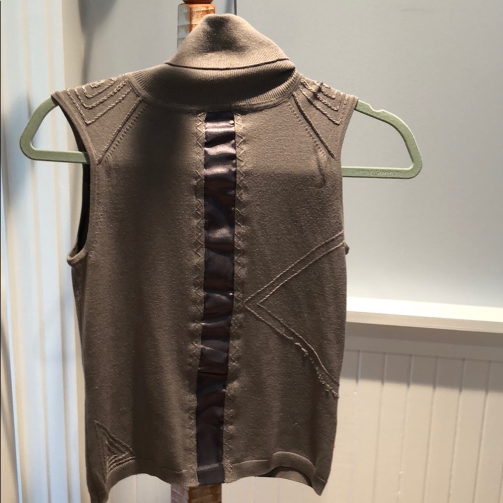 Grey turtleneck shell made in France